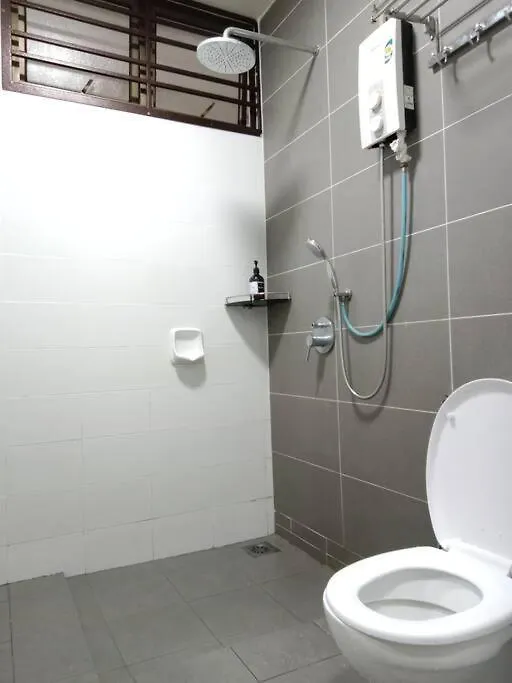 Cozy & Modern Mount Austin Jb Homestay For 2-3 Pax Malesia