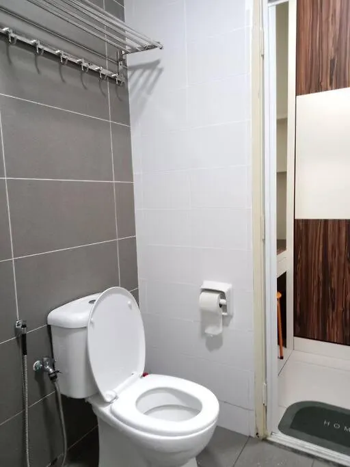 Cozy & Modern Mount Austin Jb Homestay For 2-3 Pax 0*, Johor Bahru Malesia