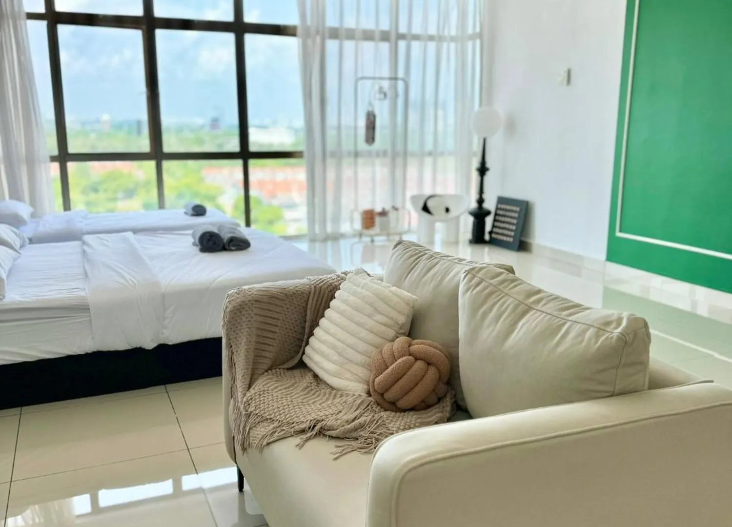 Cozy & Modern Mount Austin Jb Homestay For 2-3 Pax Johor Bahru