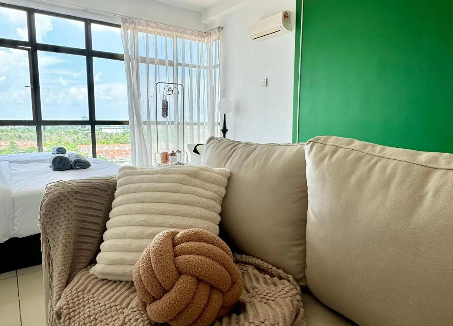 Cozy & Modern Mount Austin Jb Homestay For 2-3 Pax 0*, Johor Bahru