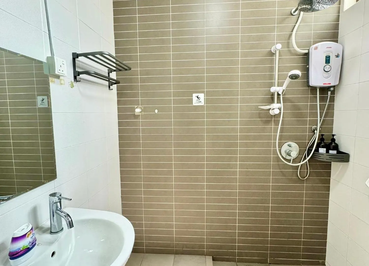 Cozy & Modern Mount Austin Jb Homestay For 2-3 Pax 0*, Johor Bahru Malesia